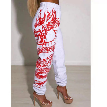 Casual sports pants for women with striking prints and a chic and stylish graphic design