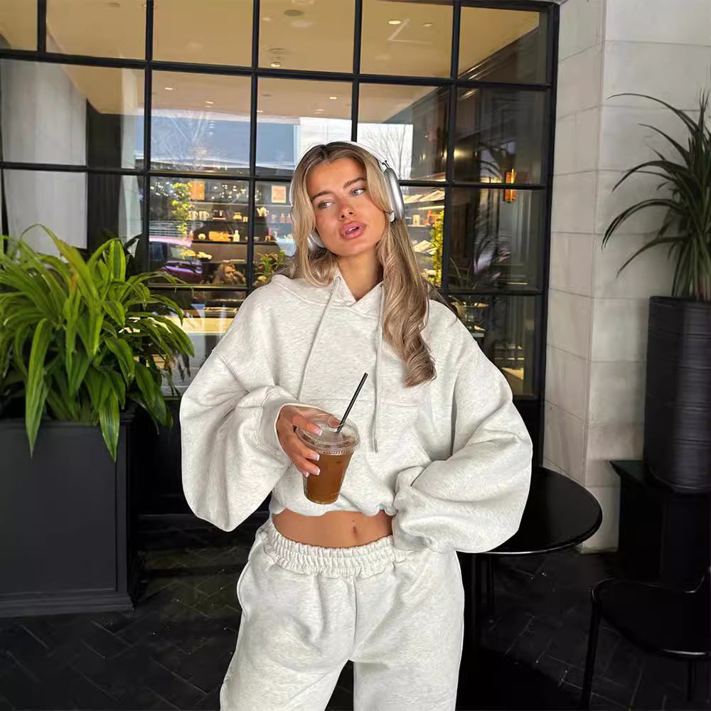 Chic and Style women's trendy cropped hoodie and relaxed jogger pants set