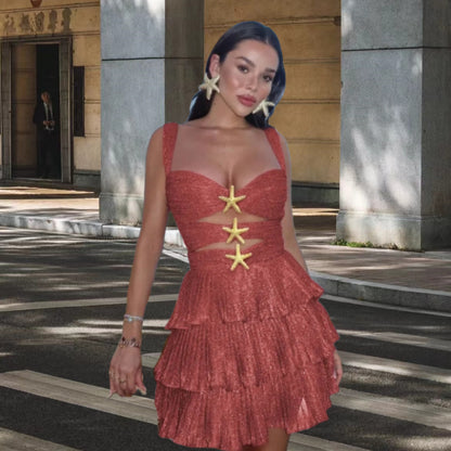 Robe mini femme avec un design volant fluide et des détails découpés raffinés Chic und Stil
