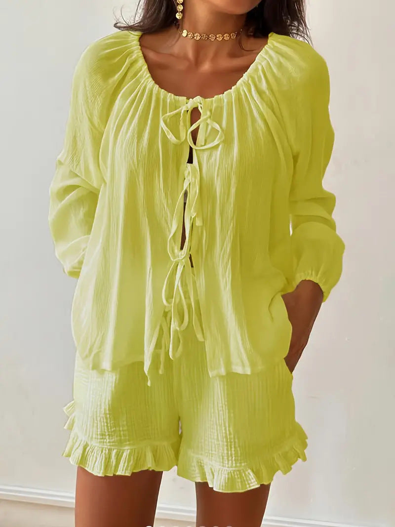 Ensemble décontracté femme en haut élastique et shorts Chic und Stil