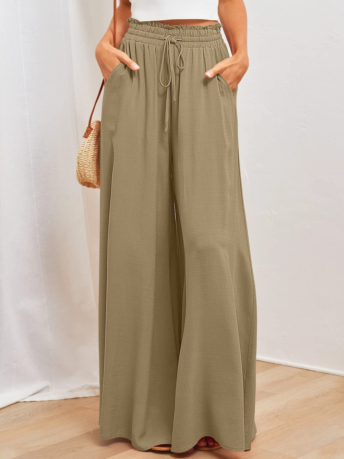 Wide Palazzo pants for women with elastic waist and practical side pockets Chic and Style