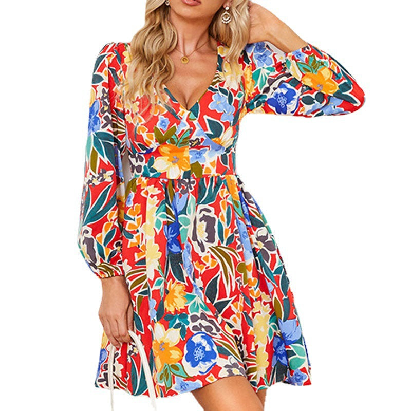 Robe courte pour femmes avec décolleté en V étroit et longues manches bouffantes Chic und Stil