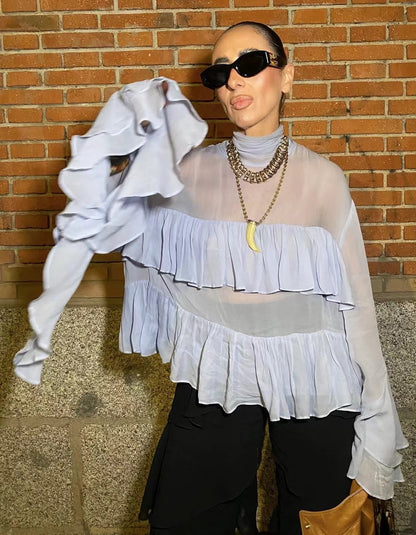 Chemisier à volants fluide pour femmes avec des détails élégants Chic und Stil