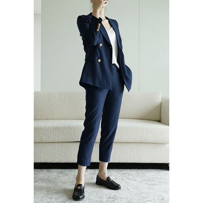 Blazer pour femme à double boutonnage avec détails dorés Chic und Stil