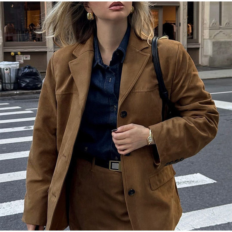Dames Blazer en daim luxueux avec un coupe élégante Chic und Stil