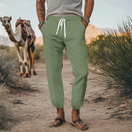 Casual cargo pants for men with elastic waistband and practical pockets Chic and Style