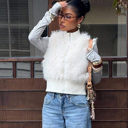 Dames gilet en tricot douillet avec fausse fourrure luxueuse Chic und Stil