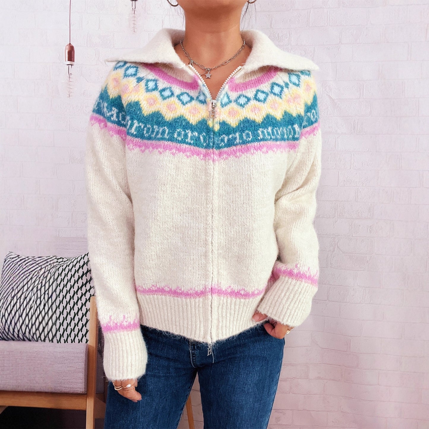 Dame cardigan avec motif coloré et fermeture éclair de haute qualité Chic und Stil