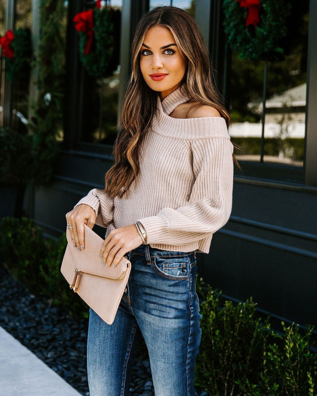 Pull-over court pour femmes avec col montant et texture côtelée Chic und Stil