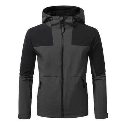 Functional outdoor jacket for men with adjustable hood area Chic and Style