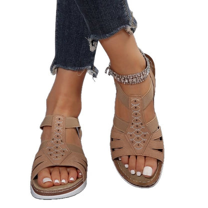 Sandales confortables pour femmes avec une coupe élégante et une structure de surface respirante Chic und Stil