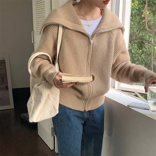 Pull en tricot pour femmes avec col montant et fermeture éclair Chic und Stil