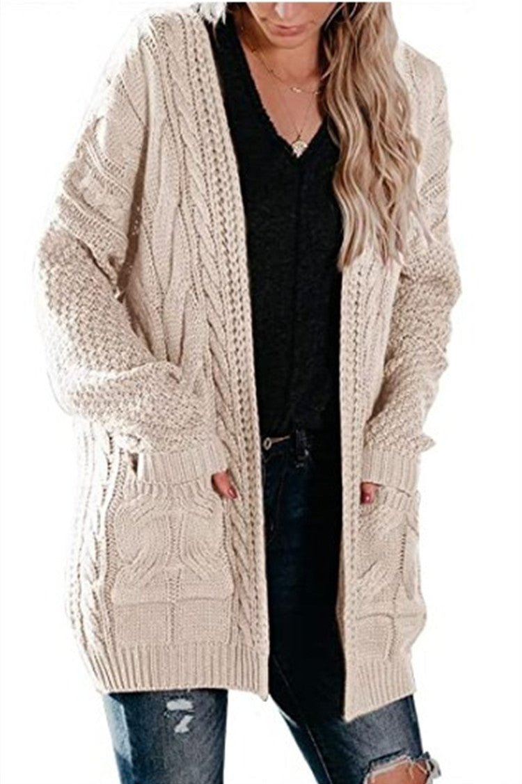 Dames grosse tricot cardigan avec une structure en torsades frappante et des poches pratiques Chic und Stil
