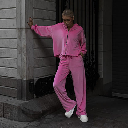 Casual fleece sports set for women with wide pants Chic and Style
