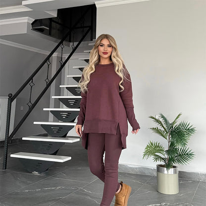 Casual sports set for women with oversized pullover and leggings Chic und Stil