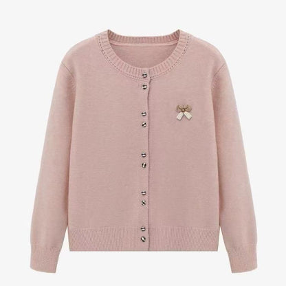 Dames cardigan en tricot confortable avec boutons brillants et application décorative Chic und Stil