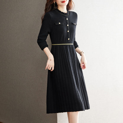 Robe en tricot pour femmes avec un élégant dos et un col montant Chic und Stil