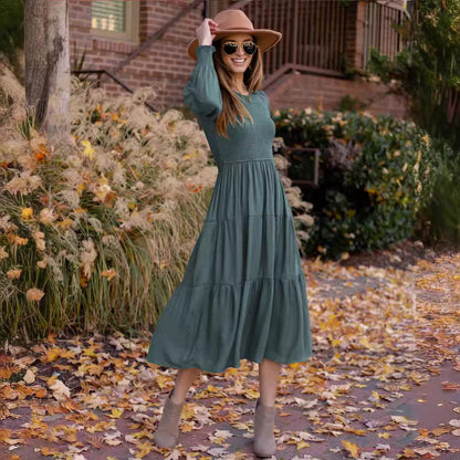 Robe midi pour femmes avec des manches ballon et un détail en volants Chic und Stil