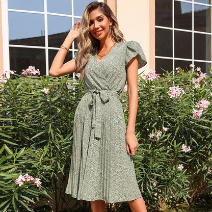 Robe portefeuille plissée pour femmes avec détail à la taille