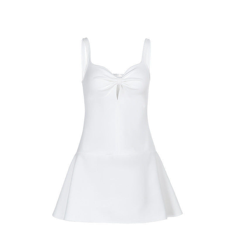 Robe mini pour femmes avec détail en nœud et ourlet évasé Chic und Stil