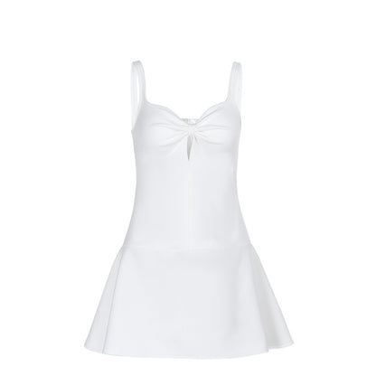 Robe mini pour femmes avec détail en nœud et ourlet évasé Chic und Stil