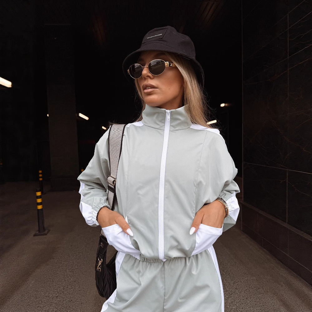 Combinaison tendance pour femmes avec col montant et taille élastique Chic und Stil