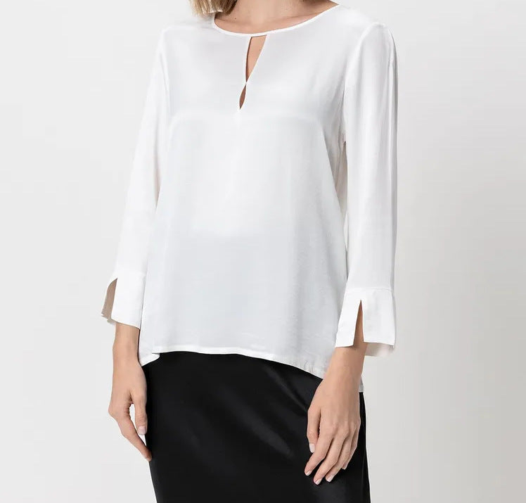 Dames Élégante blouse avec un design d’ouverture innovant et un matériau douillet Chic und Stil