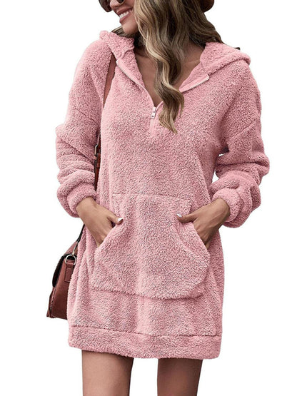 Robe hoodie douillette pour femmes avec poches pratiques et fermeture éclair mi-haute Chic und Stil