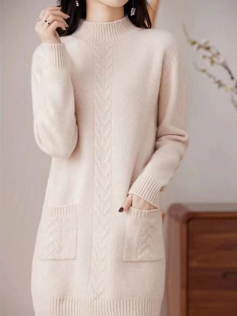 Robe en tricot pour femmes avec un design de poches pratique et un motif de tresses élégant Chic und Stil