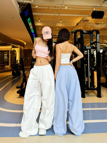 Loose casual pants for women with elastic waist and practical side pockets Chic and Style