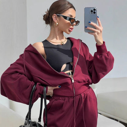 Women Oversized Sports Hoodie and Loose Jogging Pants Chic and Style