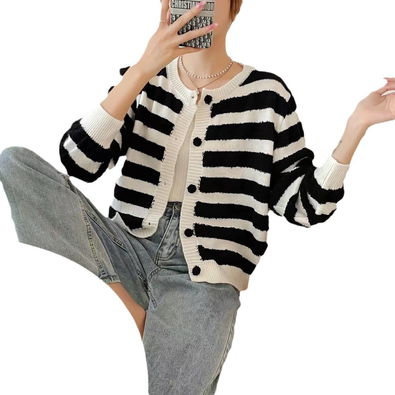 Dames Pull-over en tricot douillet avec des rayures maritimes Chic und Stil