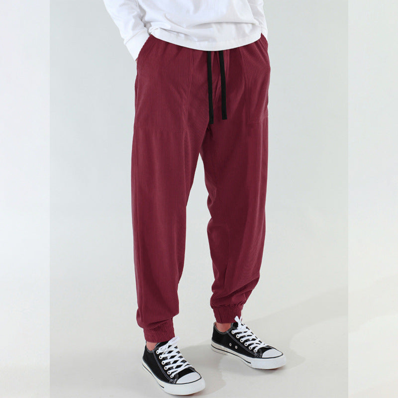 Comfortable casual pants for men with elastic waistband and relaxed fit Chic und Stil