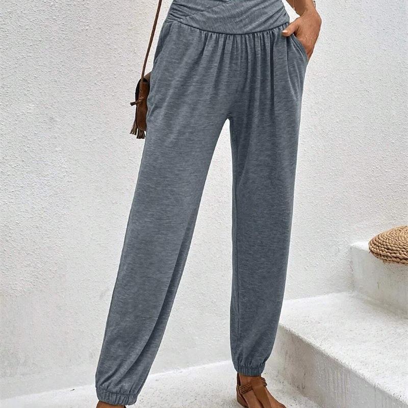 Ladies Comfortable Harem Pants with Elastic Waistband and Side Pockets Chic and Style