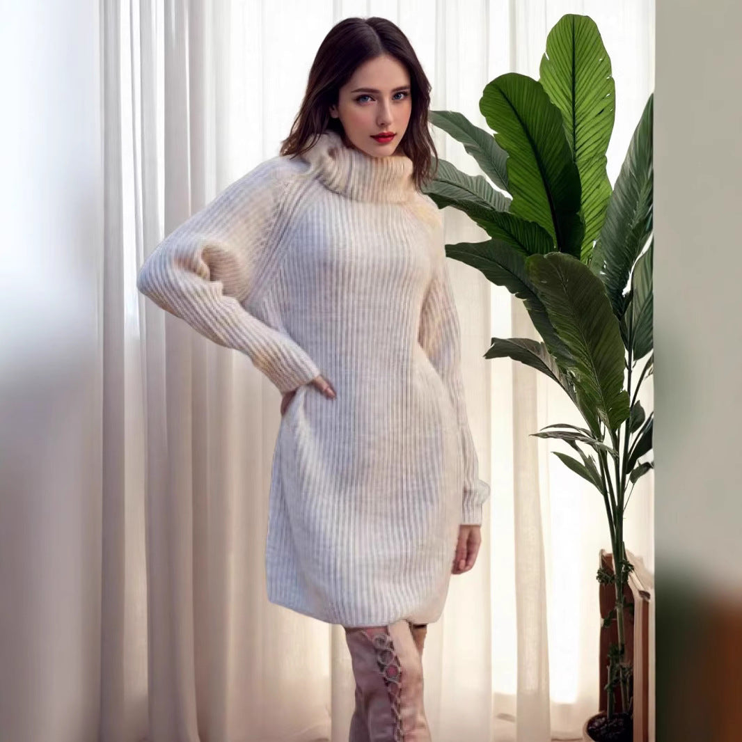 Robe en maille pour femmes avec col haut et fine structure en côtelé Chic und Stil