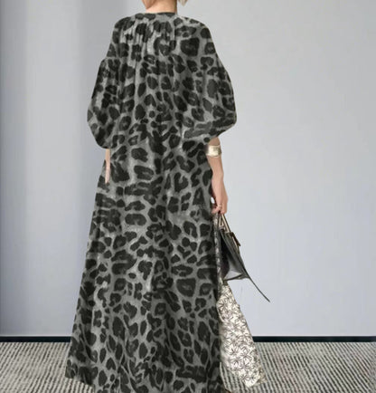 Robe maxi à manches longues pour femmes avec un imprimé léopard frappant Chic und Stil