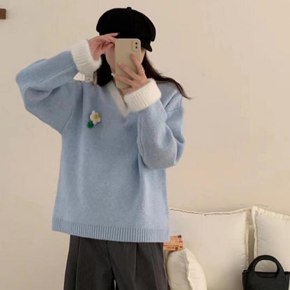 Pull en Viscose pour Femmes avec Décolleté en V et Broderie de Fleurs Chic und Stil
