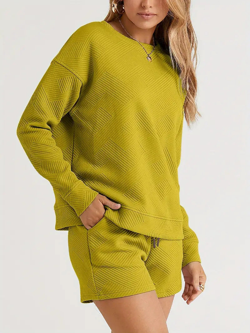 Ensemble de sweat-shirt décontracté et de shorts pour dames Chic und Stil