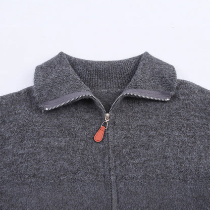 Pull décontracté pour femmes avec col de haute qualité et fermeture à glissière Chic und Stil