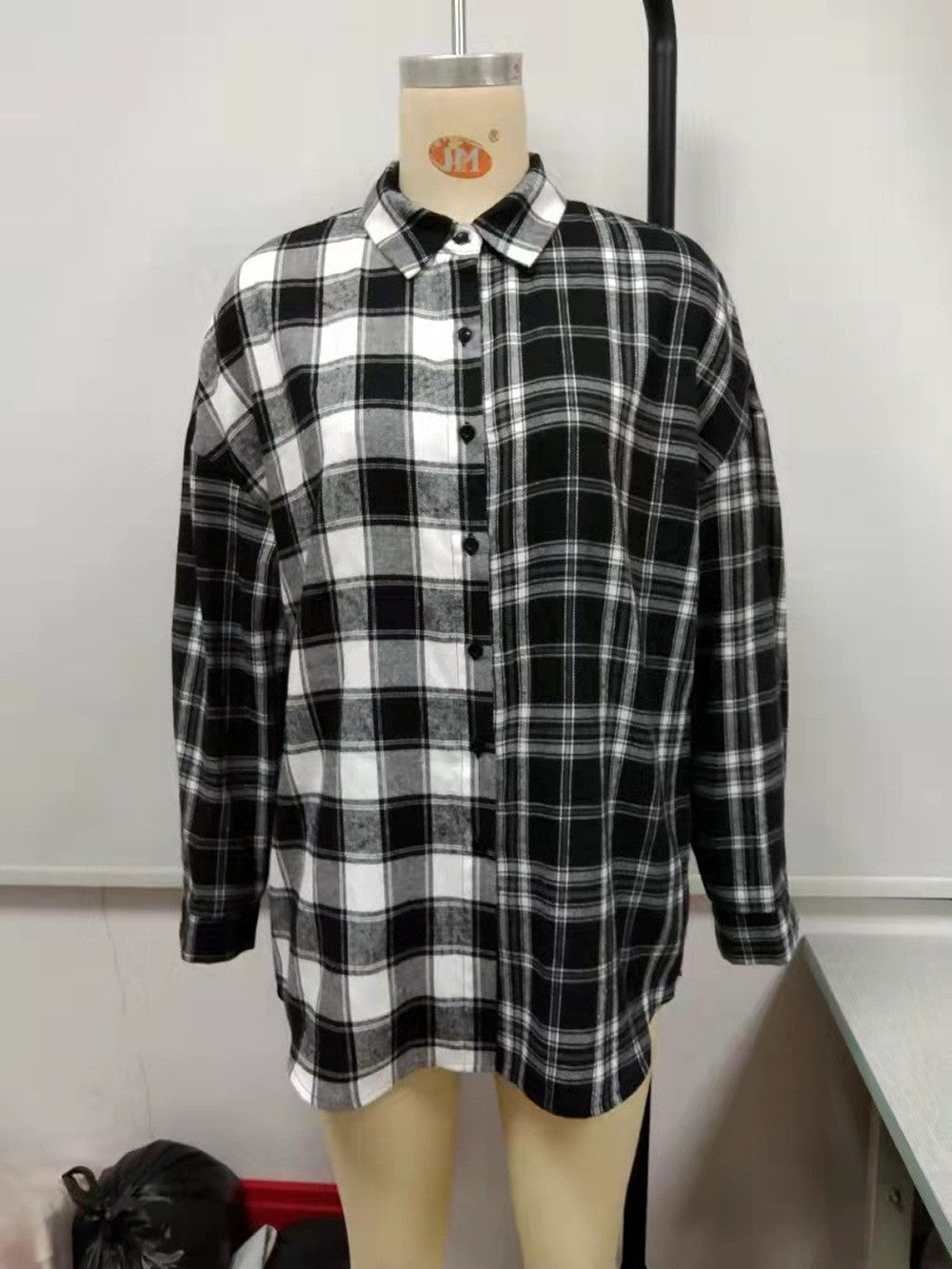 Chemise-chemise en flanelle décontractée pour femmes avec motif à carreaux Chic und Stil