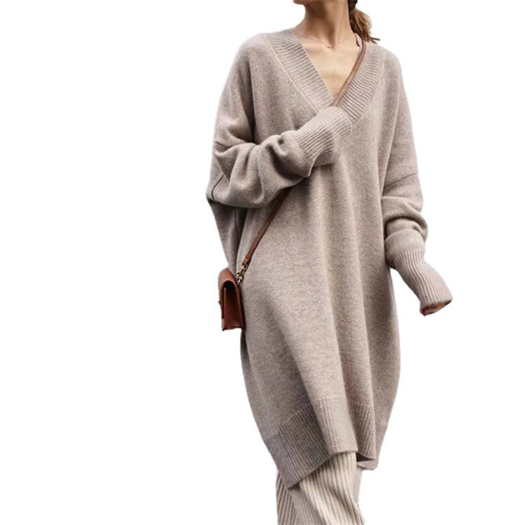 Robe en tricot confortable pour femmes avec décolleté en V et manches longues Chic und Stil