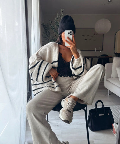 Dames pull long oversized avec design rayé et manches volumineuses Chic und Stil