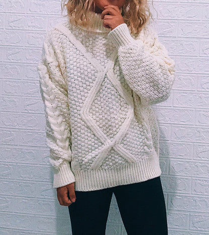 Pull en grosse maille pour femme avec un motif de torsade à la mode et un grand col Chic und Stil