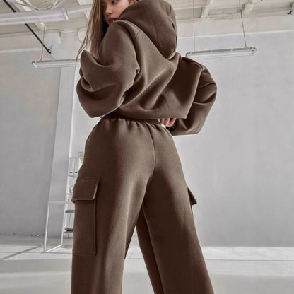 Women Sporty Hoodie Set and Chic Cargo Pants Style