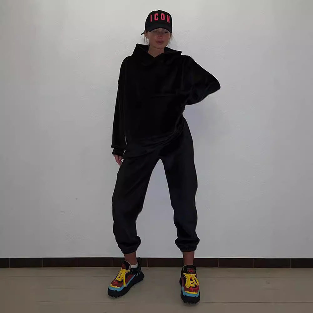 Soft fleece hoodie set for women and casual jogger pants Chic and Style