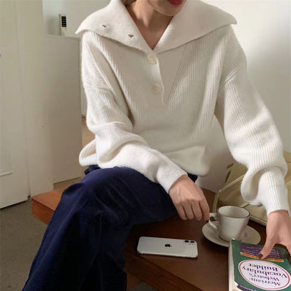 Pull en tricot pour femmes avec col orné de boutons et fine texture côtelée Chic und Stil