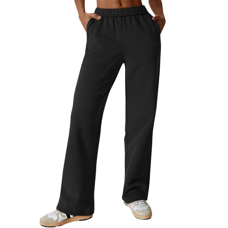 Casual training pants for women with elastic waistband and practical side pockets Chic and Style