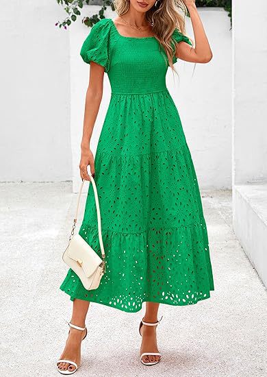 Robe maxi pour femmes avec motif ajouré décoratif et manches bouffantes Chic und Stil