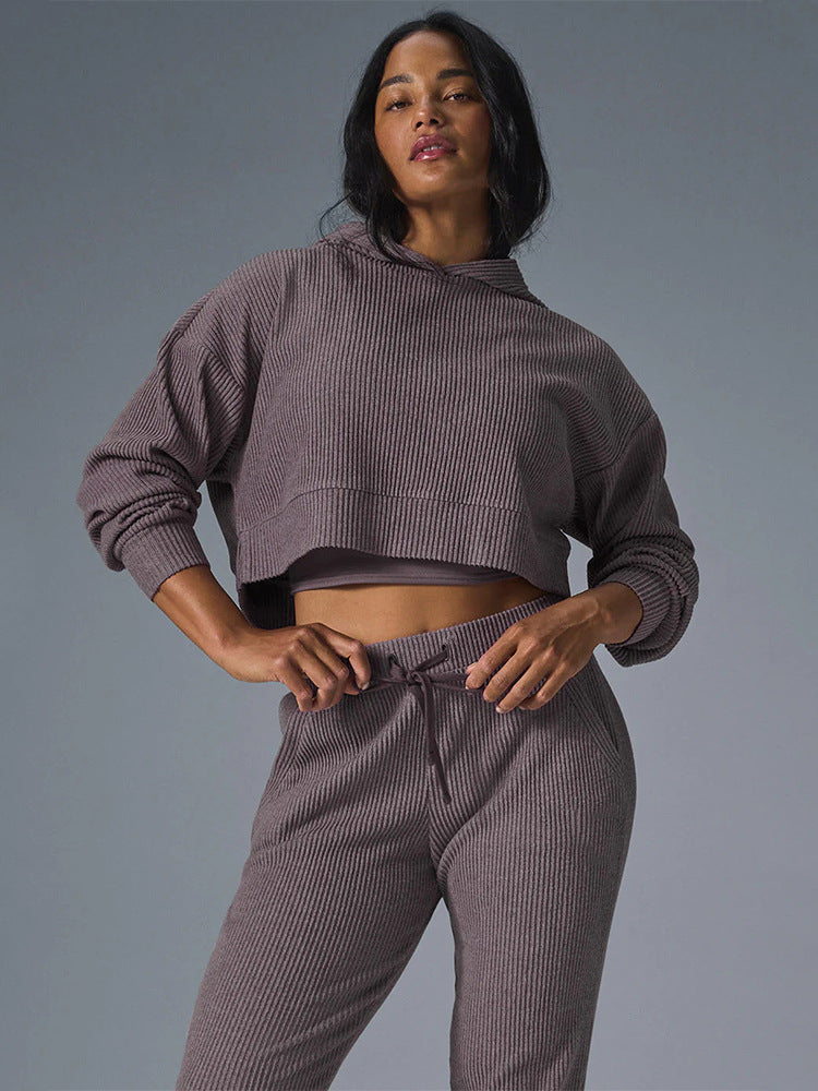Women casual crop sweatshirt and chic thin jogging pants Chic and Style
