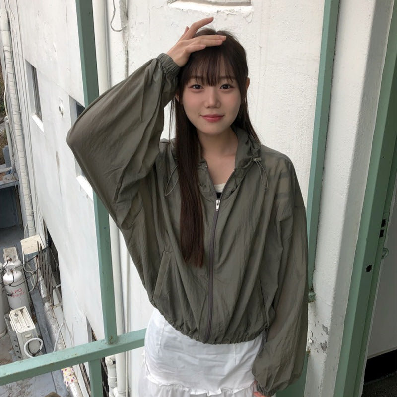 Veste de transition légère pour femmes avec poche kangourou Chic & Stil